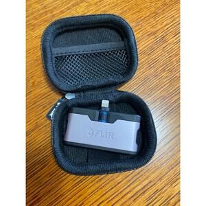 FLIR professional Thermal Camera for iOS™ and Android® Smartphones